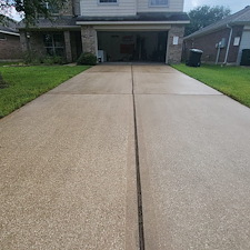 Pressure Washing in Dickinson, TX 1